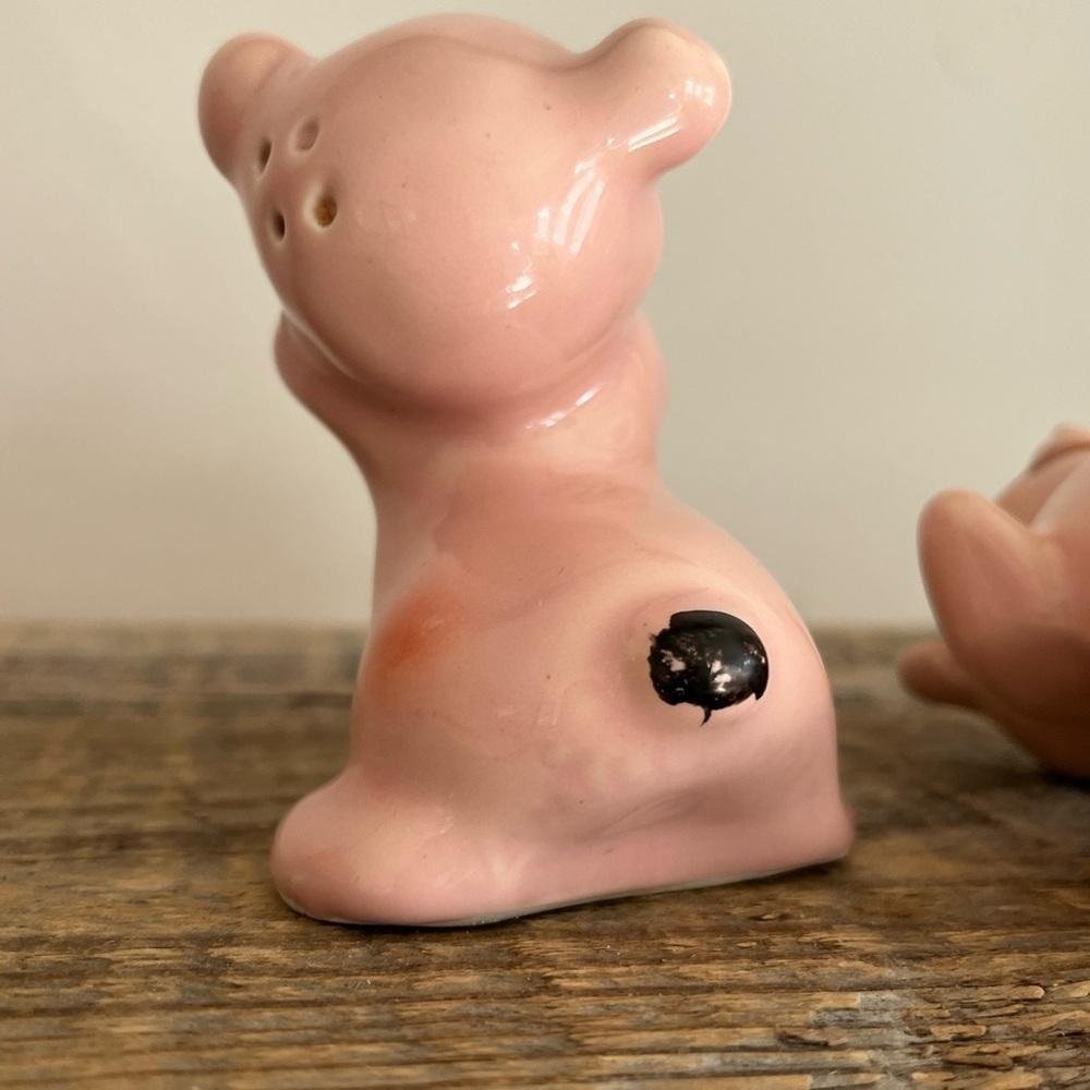 Van Tellingen bears hugging salt and pepper shakers - Picture 6 of 8